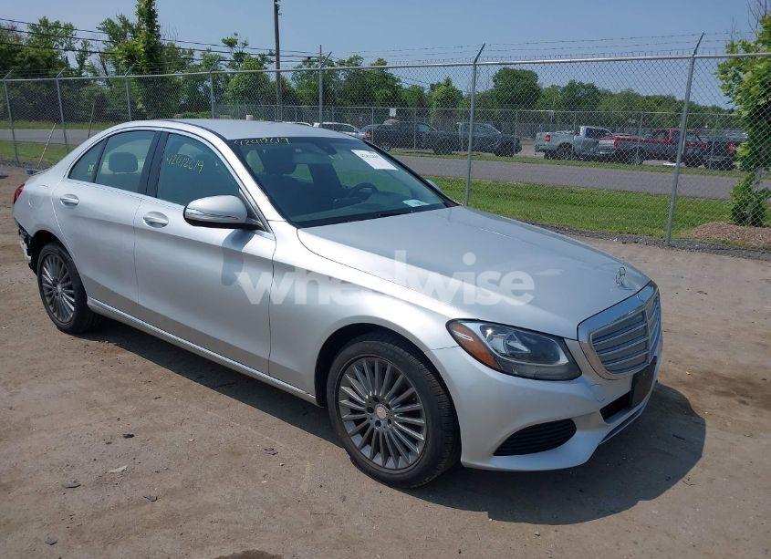 2015 Mercedes-benz C 300 4MATIC/LUXURY 4MATIC/SPORT 4MATIC (VIN 55SWF4KB2FU086385) main photo