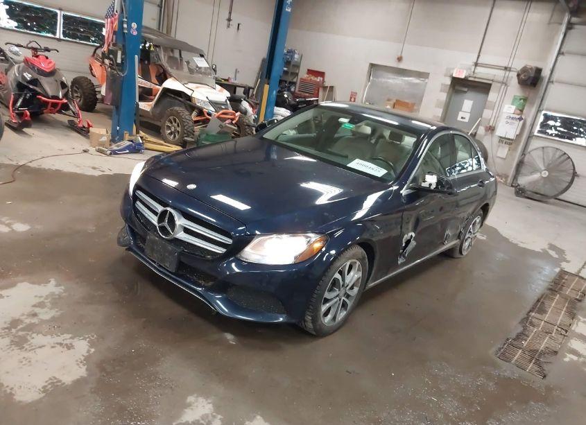 Photo 2 of 2016 Mercedes-benz C 300 4MATIC/LUXURY 4MATIC/SPORT 4MATIC (VIN 55SWF4KB2GU106863)