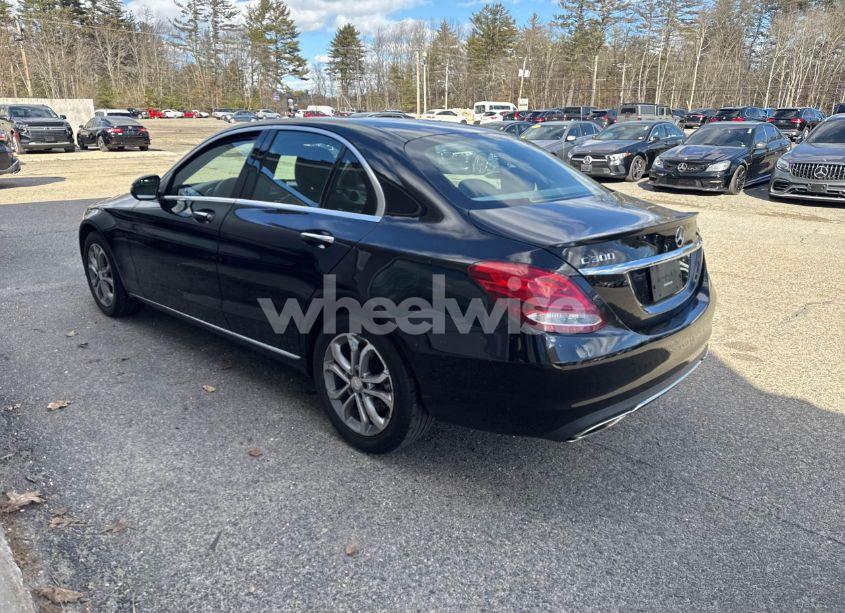 Photo 3 of 2016 Mercedes-benz C 300 4MATIC (VIN 55SWF4KB2GU116907)