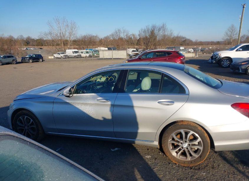 Photo 14 of 2016 Mercedes-benz C 300 4MATIC/LUXURY 4MATIC/SPORT 4MATIC (VIN 55SWF4KB2GU167016)