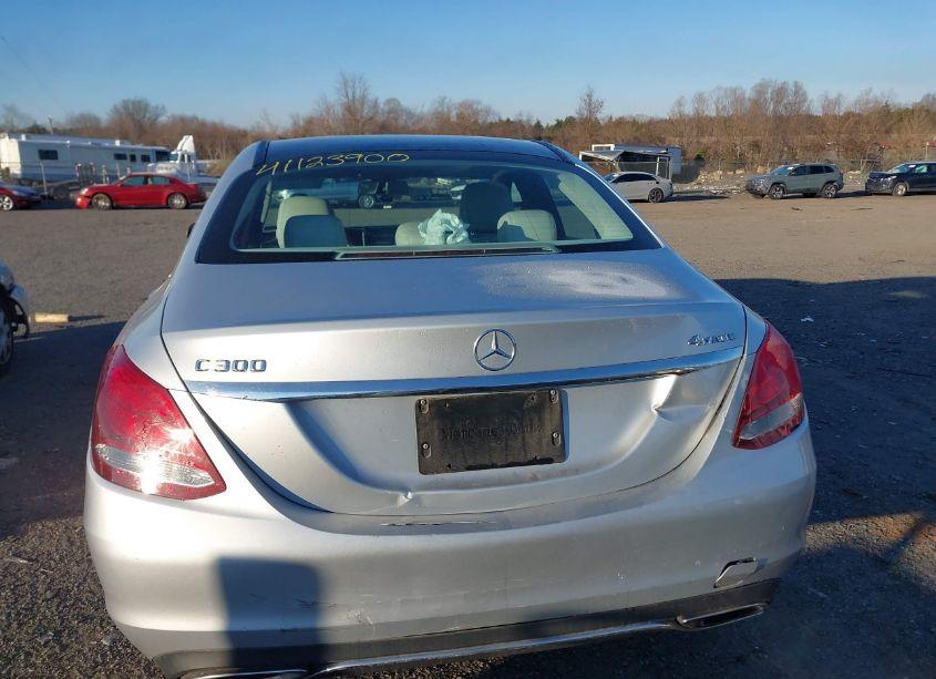 Photo 16 of 2016 Mercedes-benz C 300 4MATIC/LUXURY 4MATIC/SPORT 4MATIC (VIN 55SWF4KB2GU167016)