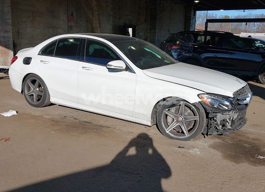 2016 Mercedes-benz C 300 4MATIC/LUXURY 4MATIC/SPORT 4MATIC (VIN 55SWF4KB2GU169462) main photo