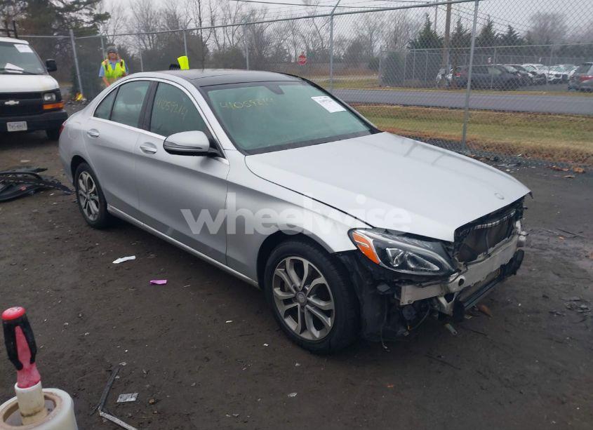 2017 Mercedes-benz C 300 4MATIC/LUXURY 4MATIC/SPORT 4MATIC (VIN 55SWF4KB2HU181063) main photo