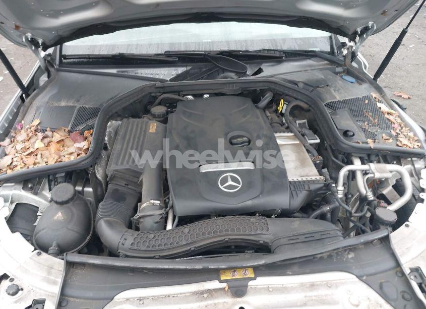 Photo 10 of 2017 Mercedes-benz C 300 4MATIC/LUXURY 4MATIC/SPORT 4MATIC (VIN 55SWF4KB2HU181063)