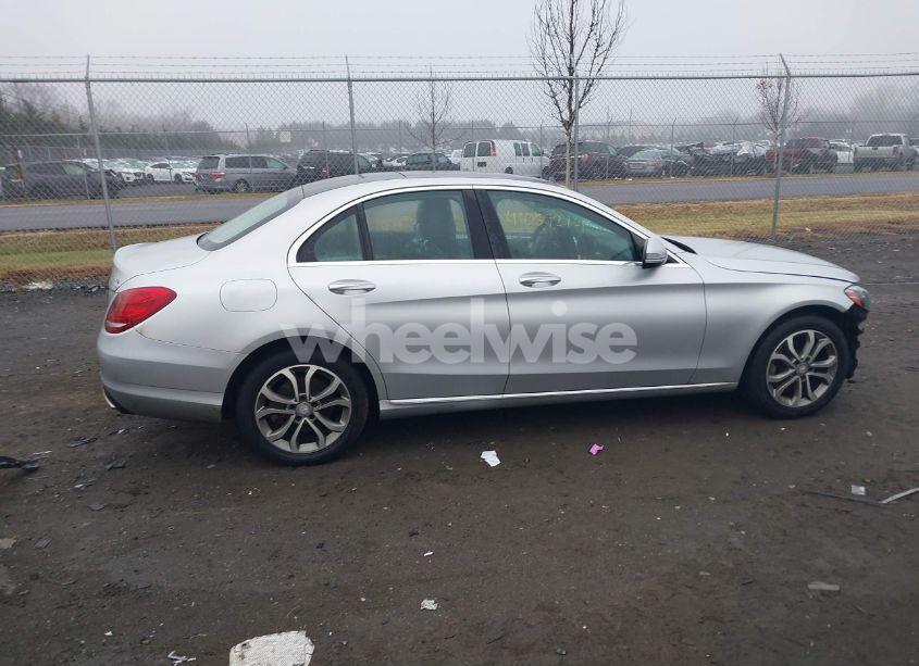 Photo 13 of 2017 Mercedes-benz C 300 4MATIC/LUXURY 4MATIC/SPORT 4MATIC (VIN 55SWF4KB2HU181063)