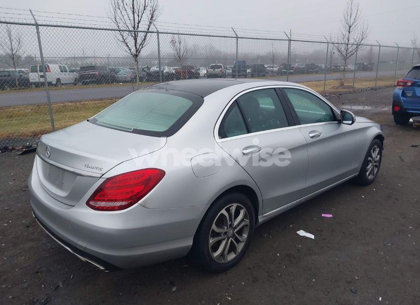 Photo 4 of 2017 Mercedes-benz C 300 4MATIC/LUXURY 4MATIC/SPORT 4MATIC (VIN 55SWF4KB2HU181063)