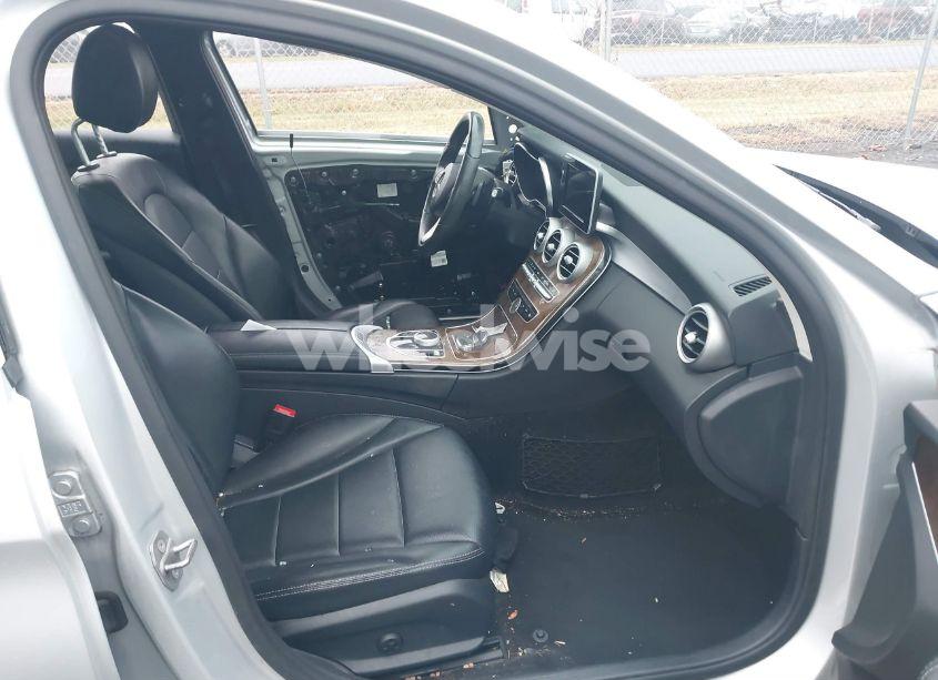 Photo 5 of 2017 Mercedes-benz C 300 4MATIC/LUXURY 4MATIC/SPORT 4MATIC (VIN 55SWF4KB2HU181063)