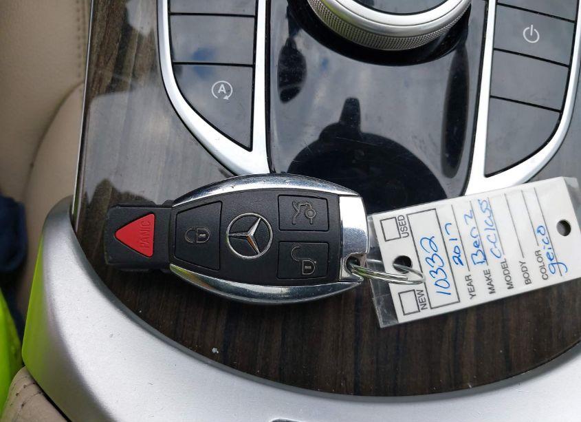 Photo 11 of 2017 Mercedes-benz C 300 4MATIC/LUXURY 4MATIC/SPORT 4MATIC (VIN 55SWF4KB2HU182097)