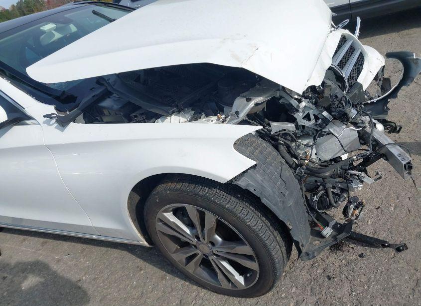 Photo 19 of 2017 Mercedes-benz C 300 4MATIC/LUXURY 4MATIC/SPORT 4MATIC (VIN 55SWF4KB2HU183685)