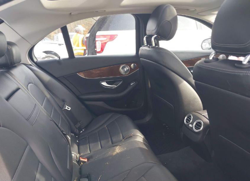 Photo 8 of 2017 Mercedes-benz C 300 4MATIC/LUXURY 4MATIC/SPORT 4MATIC (VIN 55SWF4KB2HU183685)