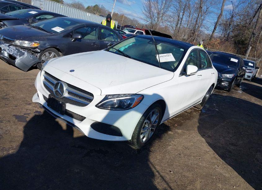 Photo 2 of 2017 Mercedes-benz C 300 4MATIC/LUXURY 4MATIC/SPORT 4MATIC (VIN 55SWF4KB2HU198185)