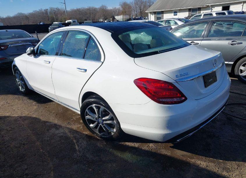 Photo 3 of 2017 Mercedes-benz C 300 4MATIC/LUXURY 4MATIC/SPORT 4MATIC (VIN 55SWF4KB2HU198185)