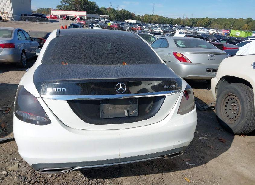 Photo 16 of 2017 Mercedes-benz C 300 4MATIC/LUXURY 4MATIC/SPORT 4MATIC (VIN 55SWF4KB2HU204860)