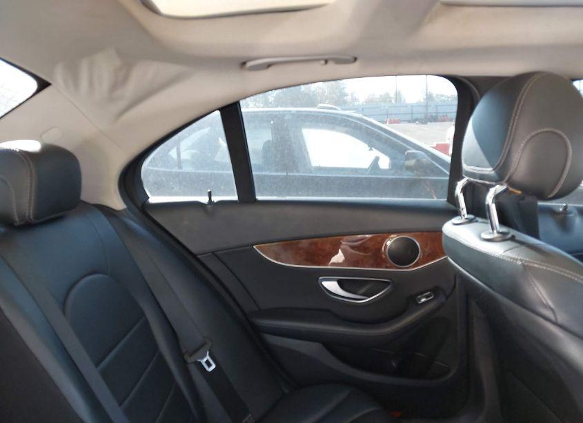 Photo 8 of 2017 Mercedes-benz C 300 4MATIC/LUXURY 4MATIC/SPORT 4MATIC (VIN 55SWF4KB2HU204860)