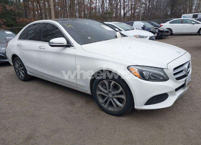 2017 Mercedes-benz C 300 4MATIC/LUXURY 4MATIC/SPORT 4MATIC (VIN 55SWF4KB2HU210089) main photo