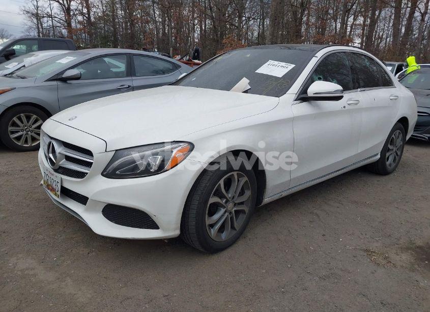 Photo 2 of 2017 Mercedes-benz C 300 4MATIC/LUXURY 4MATIC/SPORT 4MATIC (VIN 55SWF4KB2HU210089)
