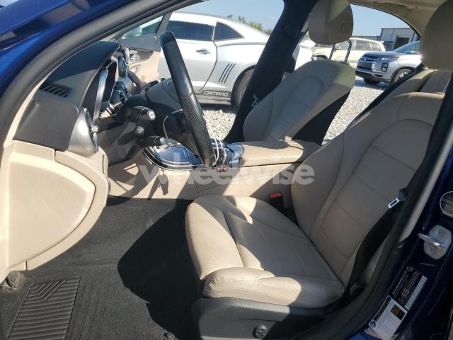Photo 6 of 2018 MERCEDES-BENZ C 300 4MATIC (VIN 55SWF4KB2JU260741)