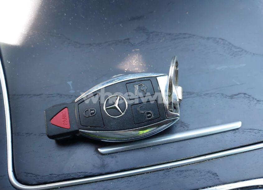 Photo 11 of 2018 Mercedes-benz C 300 4MATIC (VIN 55SWF4KB2JU271030)