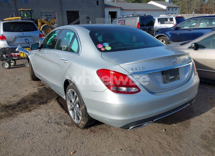 Photo 3 of 2018 Mercedes-benz C 300 4MATIC (VIN 55SWF4KB2JU271030)