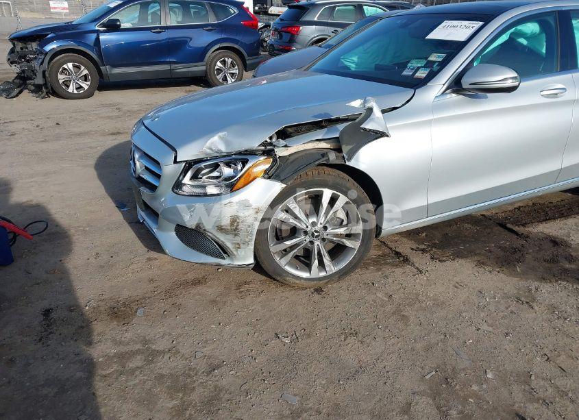 Photo 6 of 2018 Mercedes-benz C 300 4MATIC (VIN 55SWF4KB2JU271030)