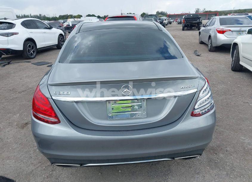 Photo 16 of 2015 Mercedes-benz C 300 4MATIC/LUXURY 4MATIC/SPORT 4MATIC (VIN 55SWF4KB3FU002431)
