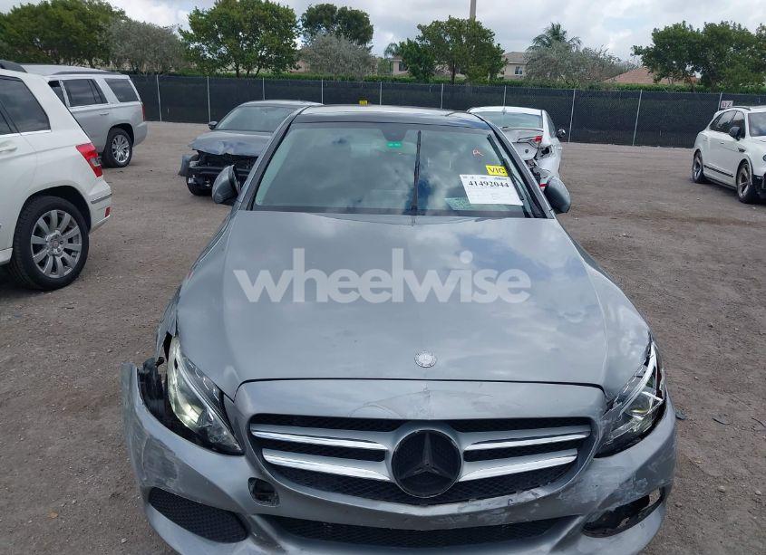 Photo 6 of 2015 Mercedes-benz C 300 4MATIC/LUXURY 4MATIC/SPORT 4MATIC (VIN 55SWF4KB3FU002431)