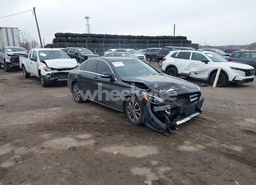 2015 Mercedes-benz C 300 4MATIC/LUXURY 4MATIC/SPORT 4MATIC (VIN 55SWF4KB3FU013803) main photo