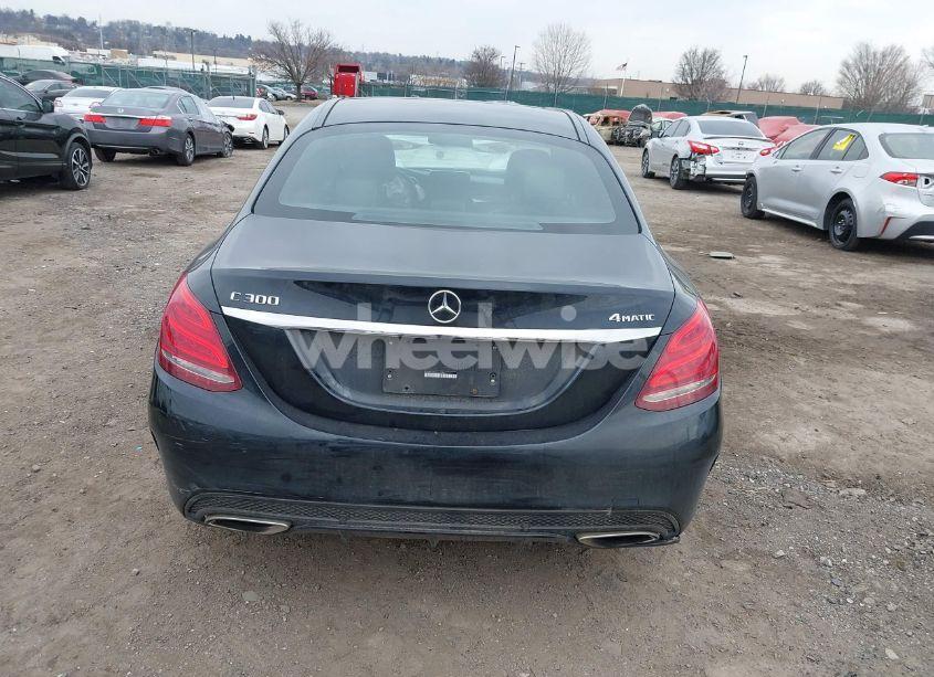 Photo 16 of 2015 Mercedes-benz C 300 4MATIC/LUXURY 4MATIC/SPORT 4MATIC (VIN 55SWF4KB3FU013803)