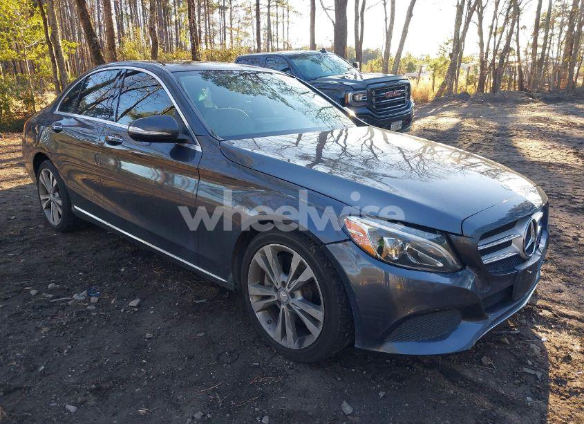 2015 Mercedes-benz C 300 4MATIC/LUXURY 4MATIC/SPORT 4MATIC (VIN 55SWF4KB3FU020427) main photo