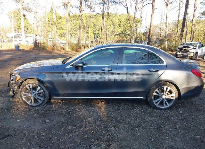 Photo 14 of 2015 Mercedes-benz C 300 4MATIC/LUXURY 4MATIC/SPORT 4MATIC (VIN 55SWF4KB3FU020427)