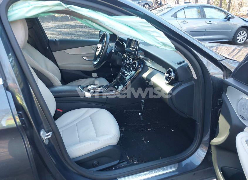 Photo 5 of 2015 Mercedes-benz C 300 4MATIC/LUXURY 4MATIC/SPORT 4MATIC (VIN 55SWF4KB3FU020427)