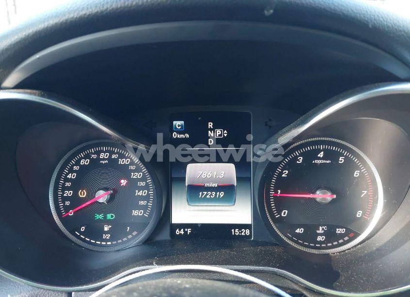 Photo 7 of 2015 Mercedes-benz C 300 4MATIC/LUXURY 4MATIC/SPORT 4MATIC (VIN 55SWF4KB3FU020427)