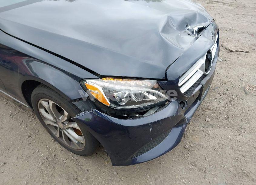 Photo 17 of 2015 Mercedes-benz C 300 4MATIC/LUXURY 4MATIC/SPORT 4MATIC (VIN 55SWF4KB3FU022727)