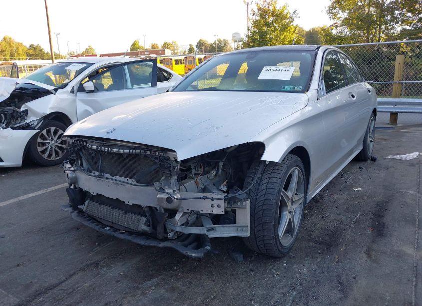 Photo 6 of 2015 Mercedes-benz C 300 4MATIC/LUXURY 4MATIC/SPORT 4MATIC (VIN 55SWF4KB3FU033601)