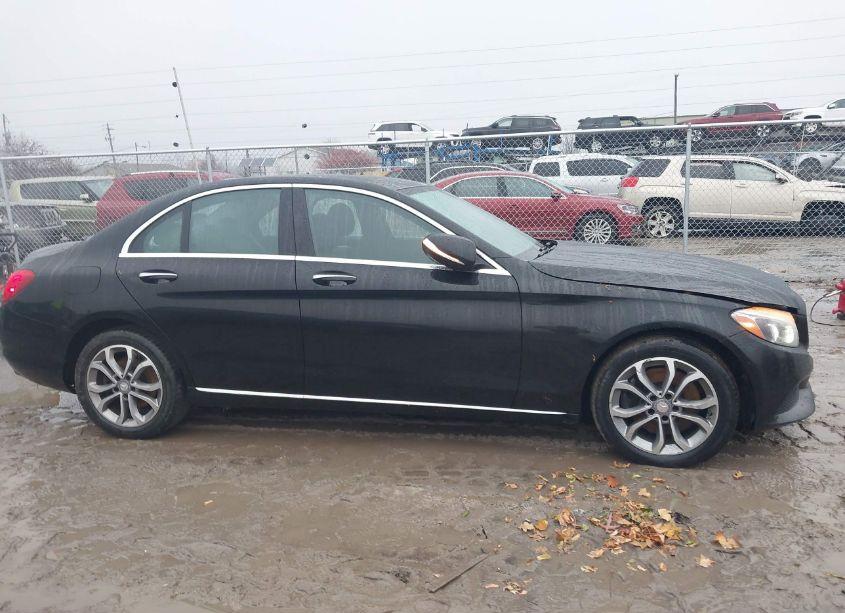 Photo 14 of 2015 Mercedes-benz C 300 4MATIC/LUXURY 4MATIC/SPORT 4MATIC (VIN 55SWF4KB3FU047384)