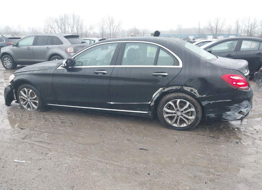 Photo 15 of 2015 Mercedes-benz C 300 4MATIC/LUXURY 4MATIC/SPORT 4MATIC (VIN 55SWF4KB3FU047384)