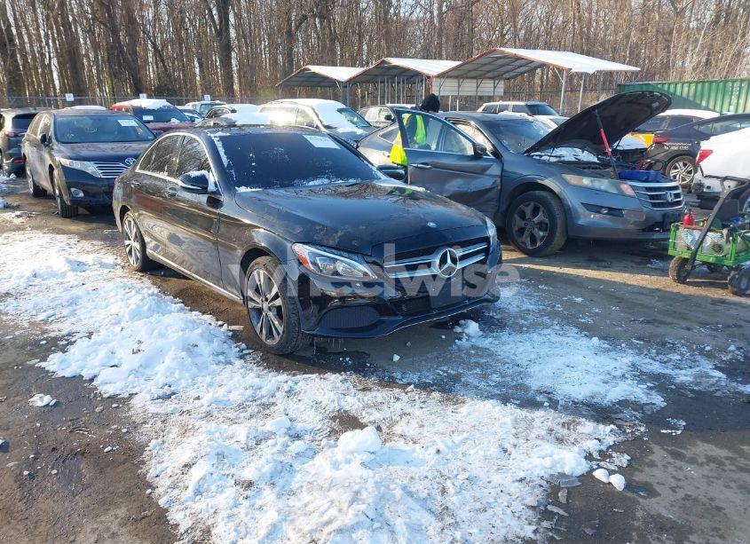 2015 Mercedes-benz C 300 4MATIC/LUXURY 4MATIC/SPORT 4MATIC (VIN 55SWF4KB3FU066789) main photo