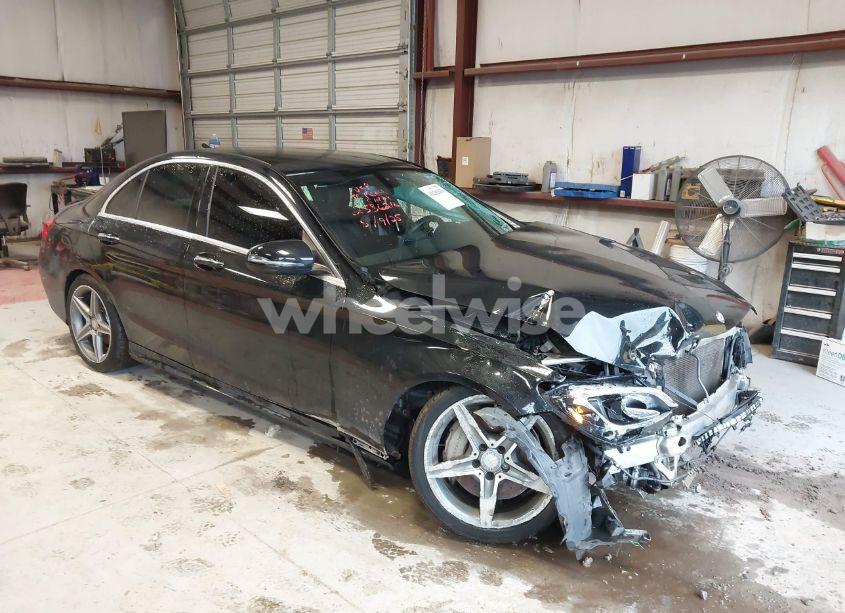 2016 Mercedes-benz C 300 4MATIC/LUXURY 4MATIC/SPORT 4MATIC (VIN 55SWF4KB3GU096800) main photo