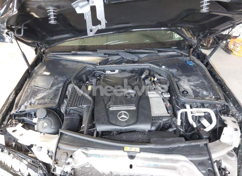 Photo 10 of 2016 Mercedes-benz C 300 4MATIC/LUXURY 4MATIC/SPORT 4MATIC (VIN 55SWF4KB3GU096800)