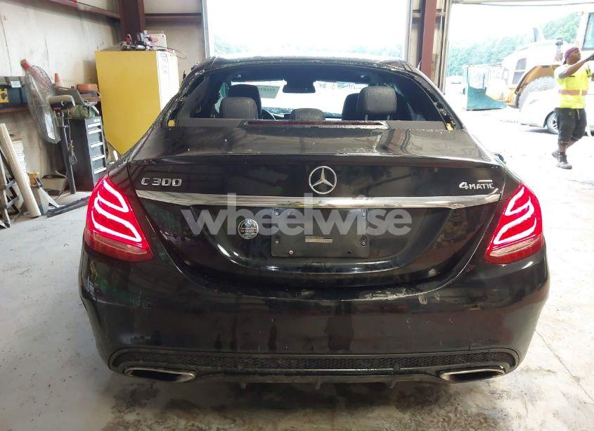 Photo 17 of 2016 Mercedes-benz C 300 4MATIC/LUXURY 4MATIC/SPORT 4MATIC (VIN 55SWF4KB3GU096800)