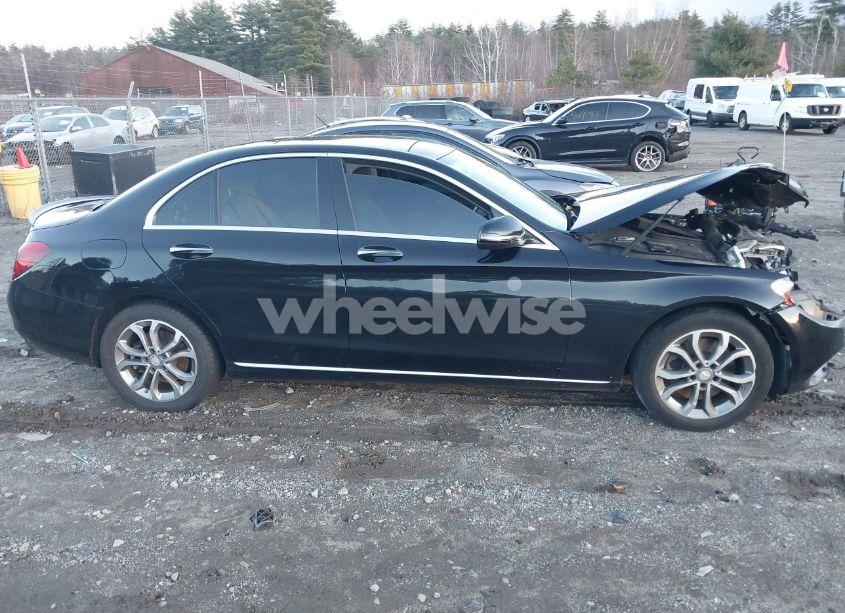 Photo 13 of 2016 Mercedes-benz C 300 4MATIC/LUXURY 4MATIC/SPORT 4MATIC (VIN 55SWF4KB3GU099258)