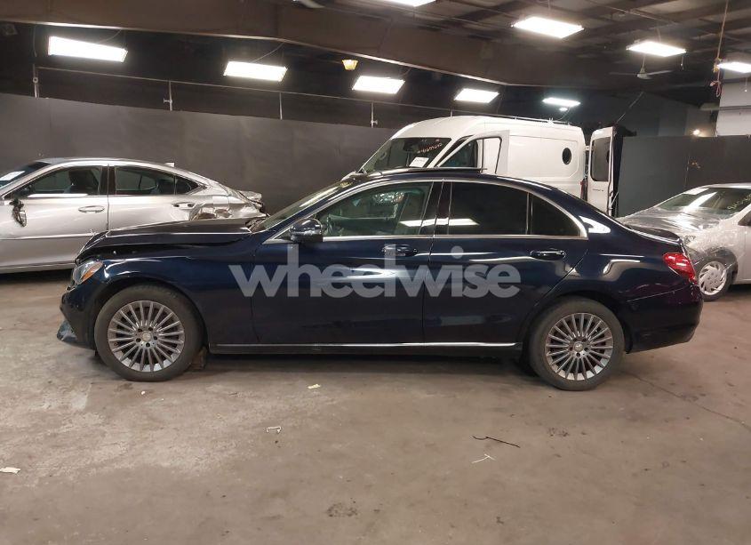 Photo 14 of 2016 Mercedes-benz C 300 4MATIC/LUXURY 4MATIC/SPORT 4MATIC (VIN 55SWF4KB3GU107407)