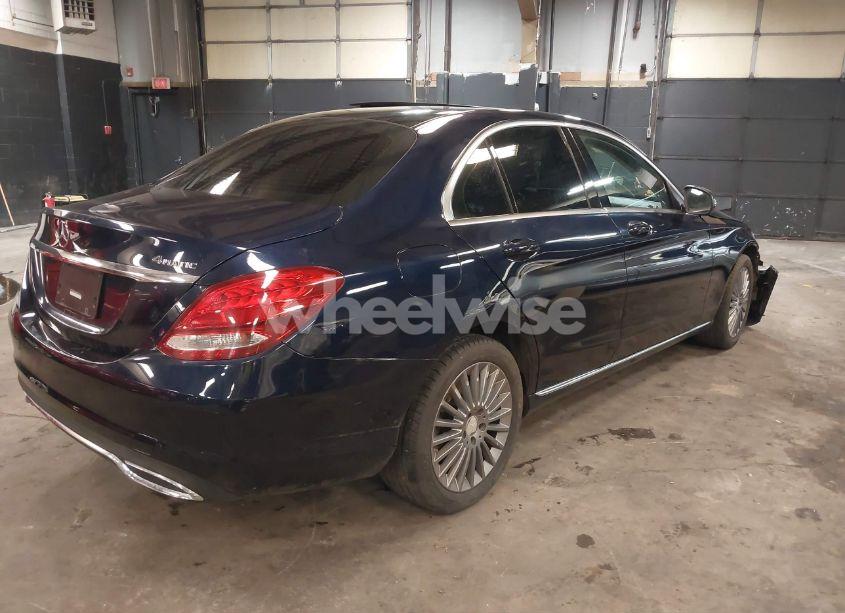 Photo 4 of 2016 Mercedes-benz C 300 4MATIC/LUXURY 4MATIC/SPORT 4MATIC (VIN 55SWF4KB3GU107407)