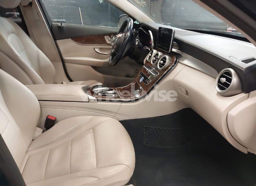 Photo 5 of 2016 Mercedes-benz C 300 4MATIC/LUXURY 4MATIC/SPORT 4MATIC (VIN 55SWF4KB3GU107407)