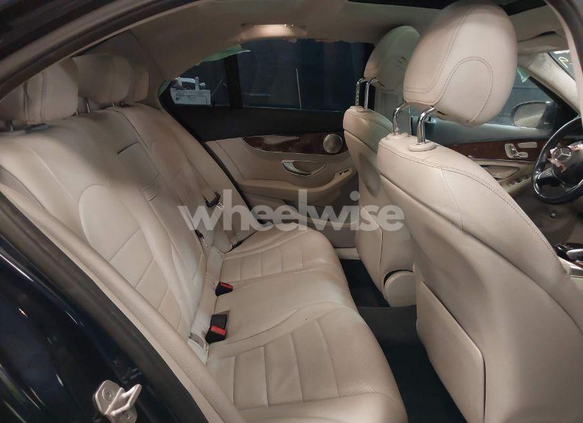 Photo 8 of 2016 Mercedes-benz C 300 4MATIC/LUXURY 4MATIC/SPORT 4MATIC (VIN 55SWF4KB3GU107407)