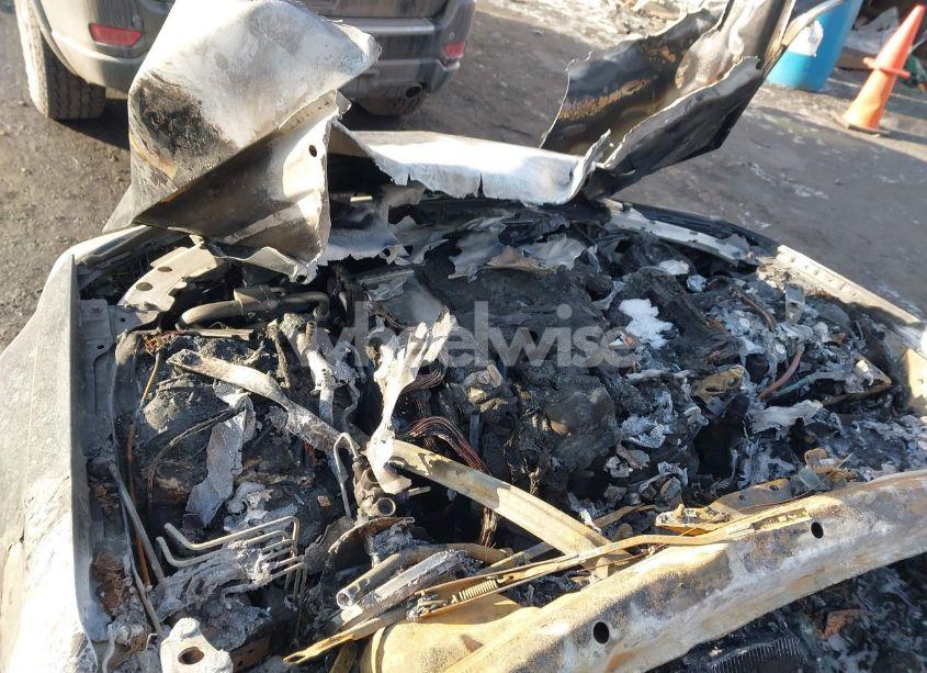 Photo 10 of 2016 Mercedes-benz C 300 4MATIC/LUXURY 4MATIC/SPORT 4MATIC (VIN 55SWF4KB3GU141217)