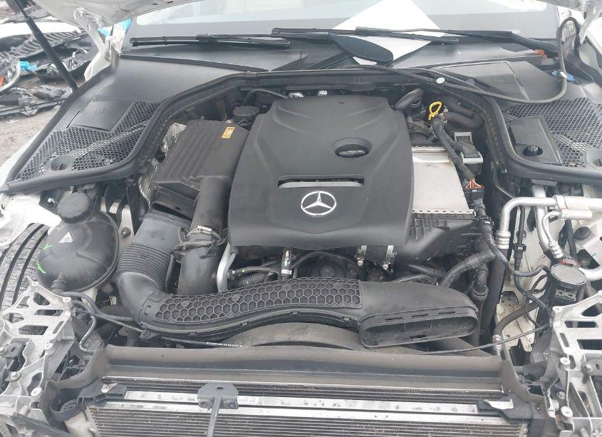 Photo 10 of 2017 Mercedes-benz C 300 4MATIC/LUXURY 4MATIC/SPORT 4MATIC (VIN 55SWF4KB3HU193111)