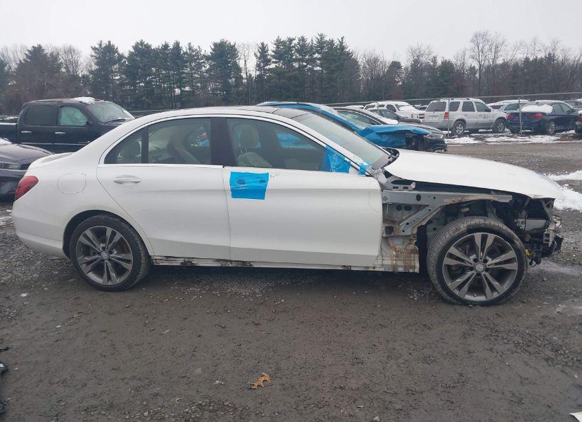 Photo 14 of 2017 Mercedes-benz C 300 4MATIC/LUXURY 4MATIC/SPORT 4MATIC (VIN 55SWF4KB3HU193111)