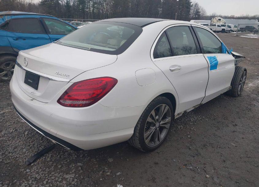 Photo 4 of 2017 Mercedes-benz C 300 4MATIC/LUXURY 4MATIC/SPORT 4MATIC (VIN 55SWF4KB3HU193111)