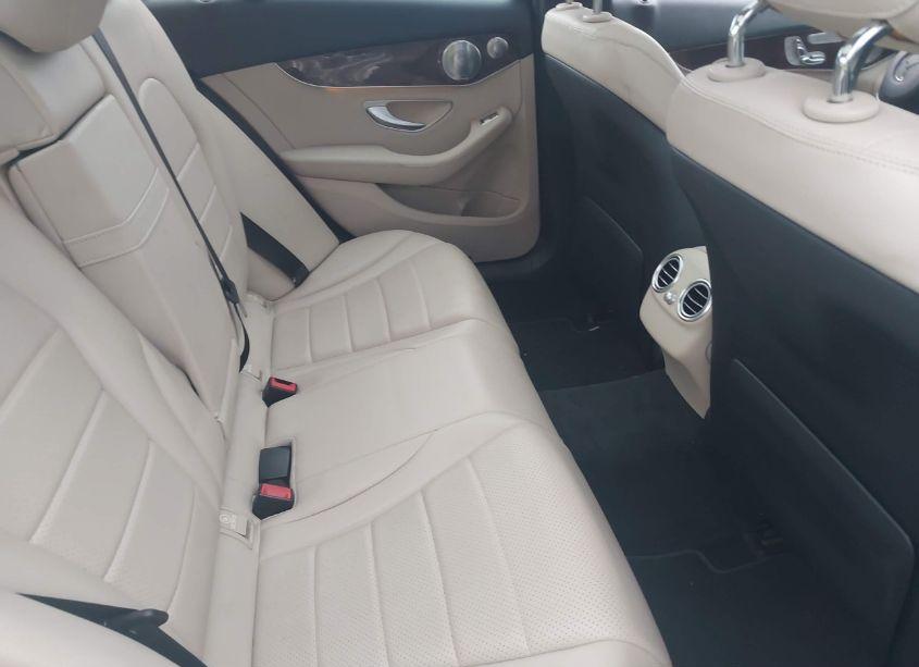 Photo 8 of 2017 Mercedes-benz C 300 4MATIC/LUXURY 4MATIC/SPORT 4MATIC (VIN 55SWF4KB3HU193111)